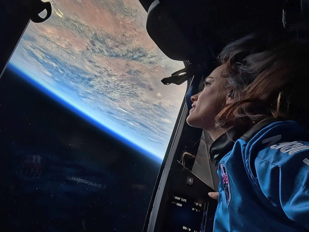 Picture of Blue Origin space flight